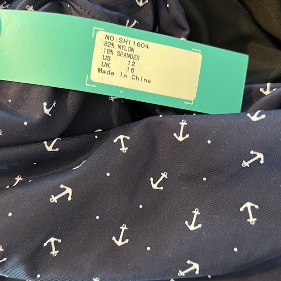 Nwt Septangle one piece skirted nautical bathing suit - Picture 9 of 9